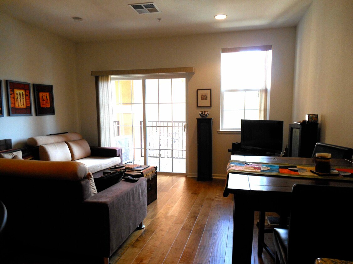 Foto principal - 88 N Jackson Ave
