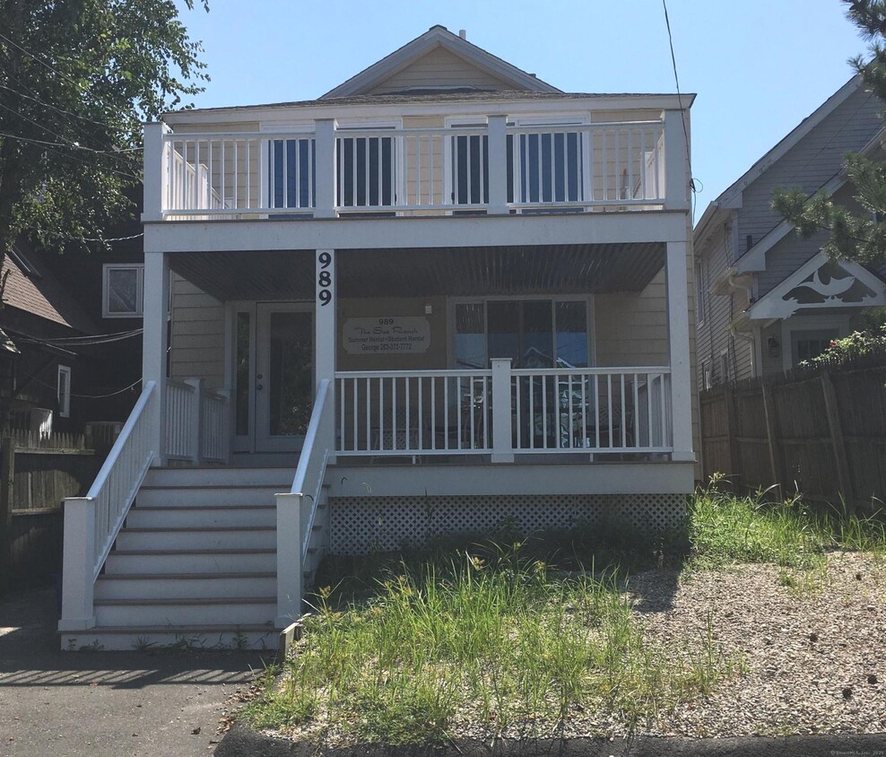 Primary Photo - 989 Fairfield Beach Rd