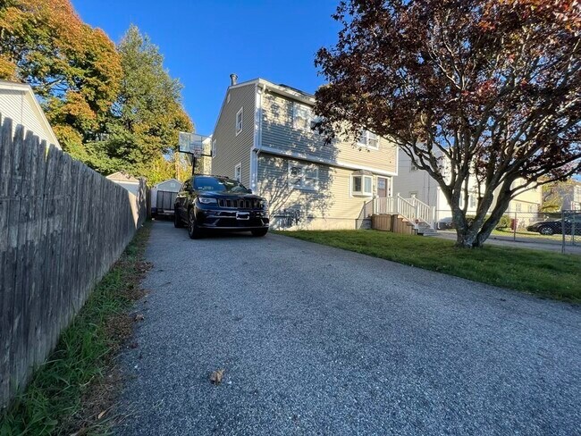 Foto del edificio - 254 Pleasant St