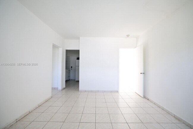 Foto del edificio - 770 83rd St