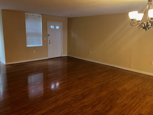 Primary Photo - 2425 14th St NW