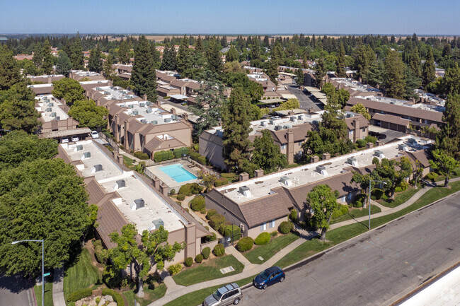 Aerial View - Riverview Gardens Apartments