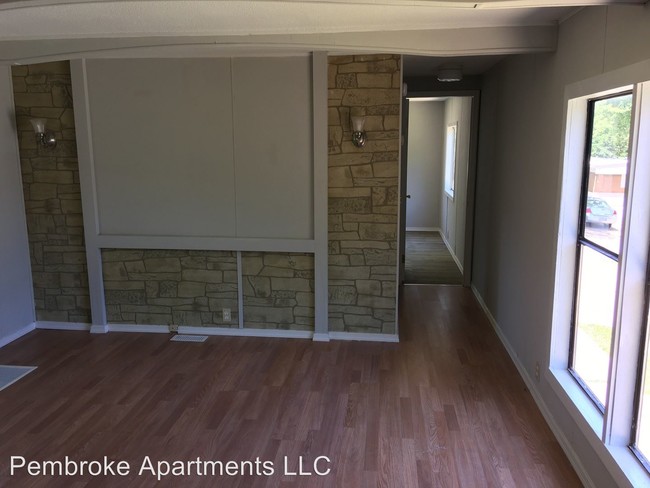 Building Photo - 1 Bridgeview Trailer Ct