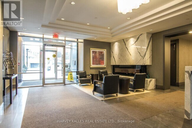 Photo du bâtiment - 60 Berwick Ave