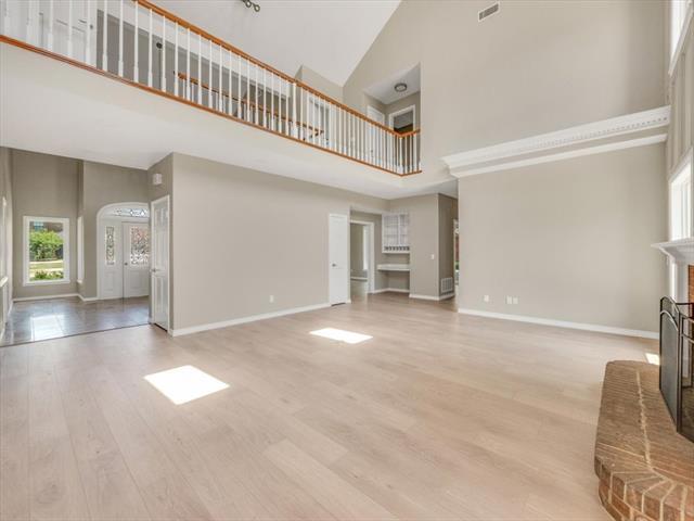 Foto del edificio - 3620 Trinity Ln
