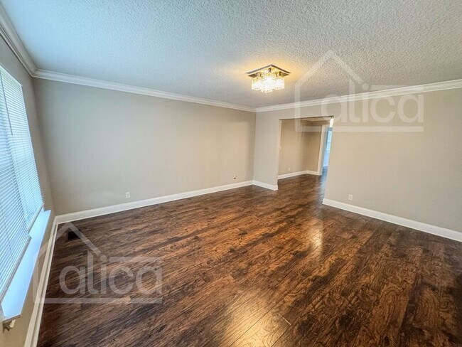 Foto del edificio - 2845 Holly Point Dr