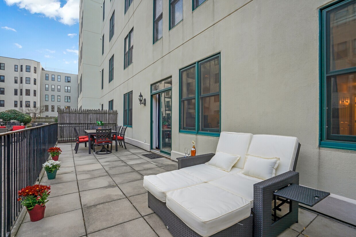 Foto principal - 915 Madison St