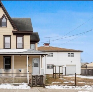 Building Photo - 316 S 3rd St