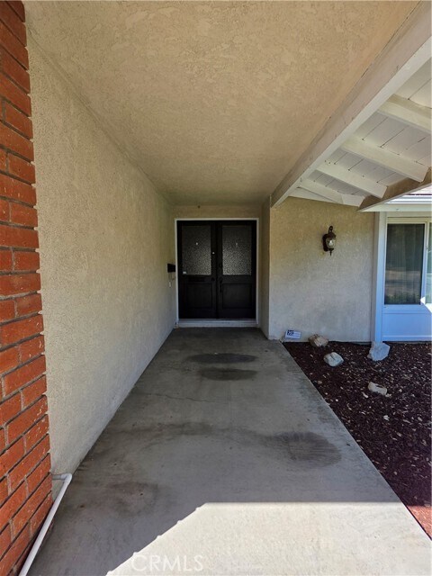 Foto del edificio - 23401 Vía Elisandra