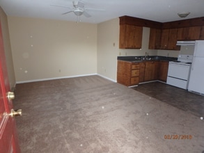 Building Photo - 805 Peed Dr