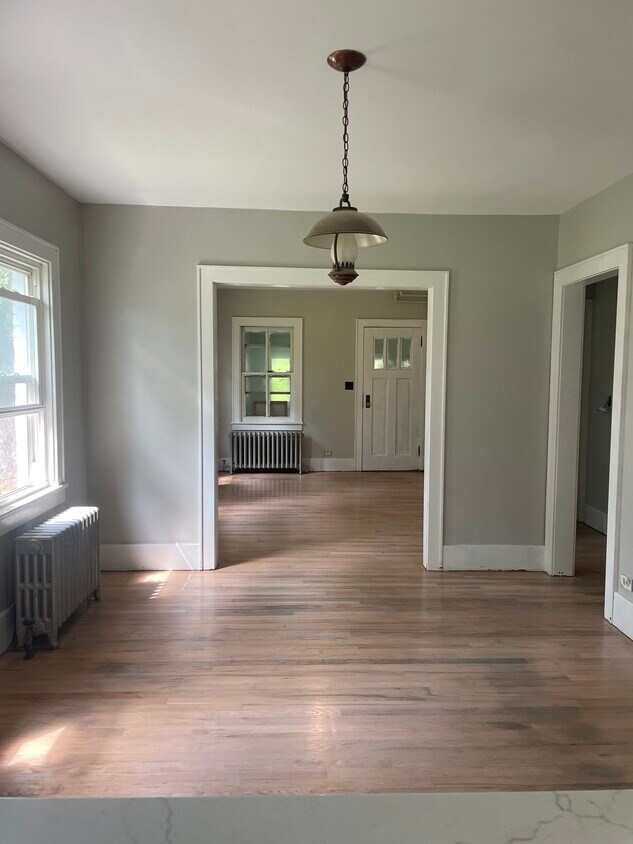 Foto principal - 122 Rhinecliff Rd