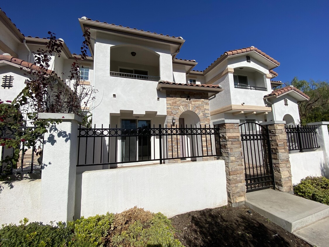 Primary Photo - 1166 Vista Canyon Ln