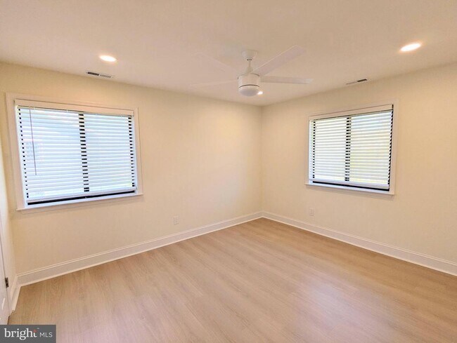 Foto del edificio - 1616 Morris Ct