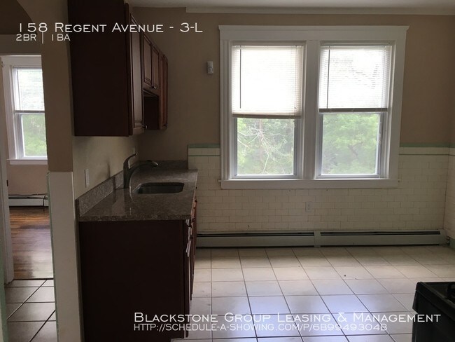 Building Photo - 158 Regent Avenue