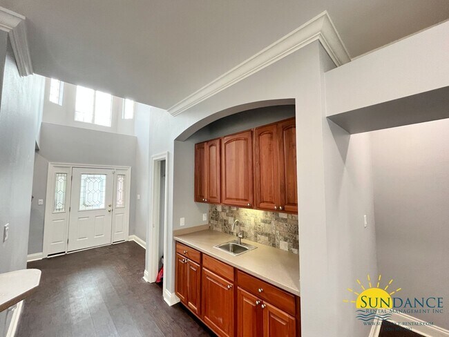 Foto del edificio - Gorgeous 3 Bedroom Home in the Gated Commu...