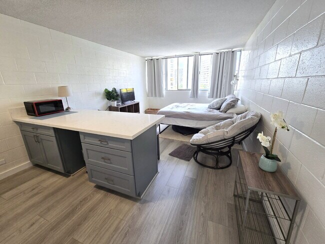 Foto del edificio - Renovated Furnished Studio in Salt Lake near Airport
