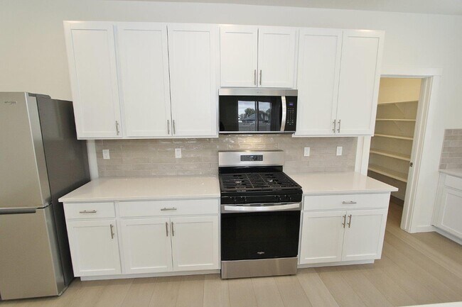 Foto del edificio - 11138 Overhang St