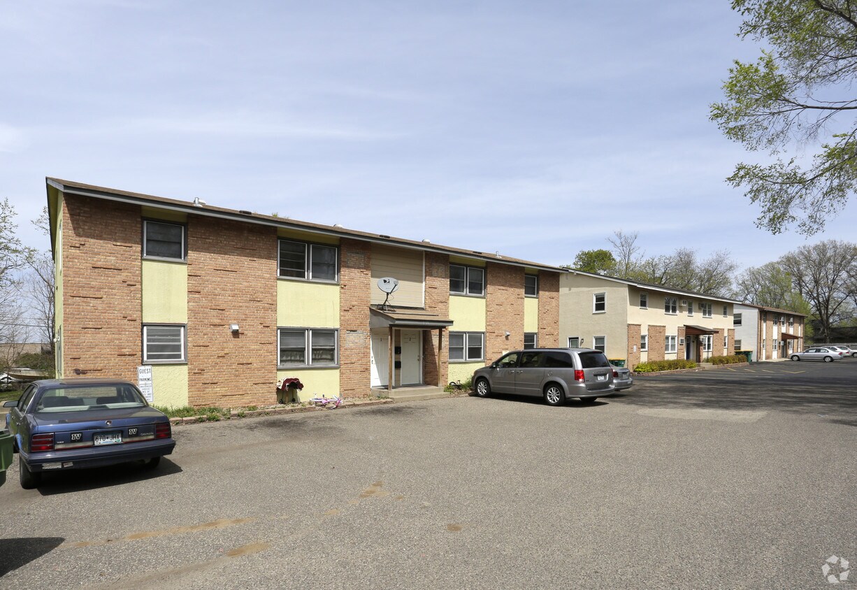 Mark Trrace Apartments Apartments in Spring Lake Park, MN