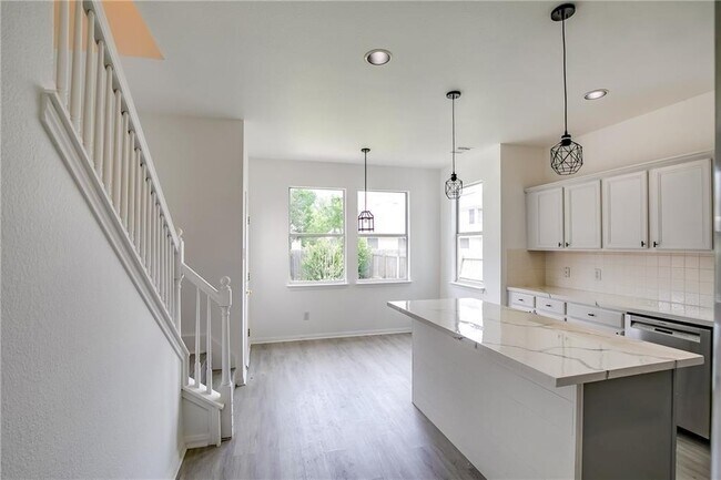 Foto del edificio - 3524 Bratton Ridge Crossing