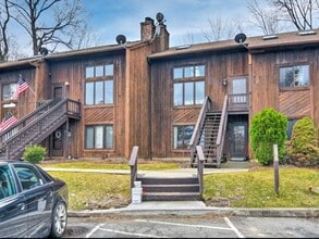 Building Photo - 7 Pevero Dr