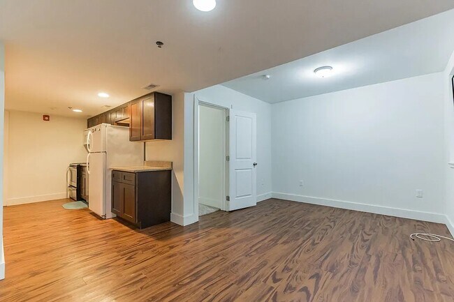 Foto del edificio - 1623 Willington Street, Unit 02B