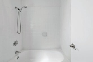 Building Photo - 4661 Albany Cir