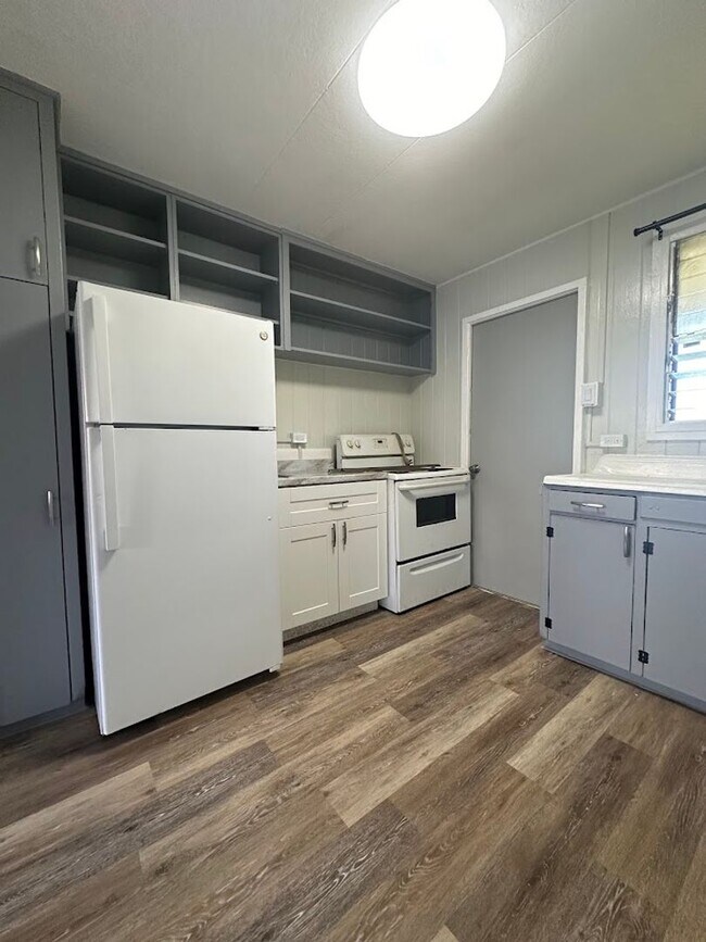 Building Photo - 98-163 Kaluamoi Pl