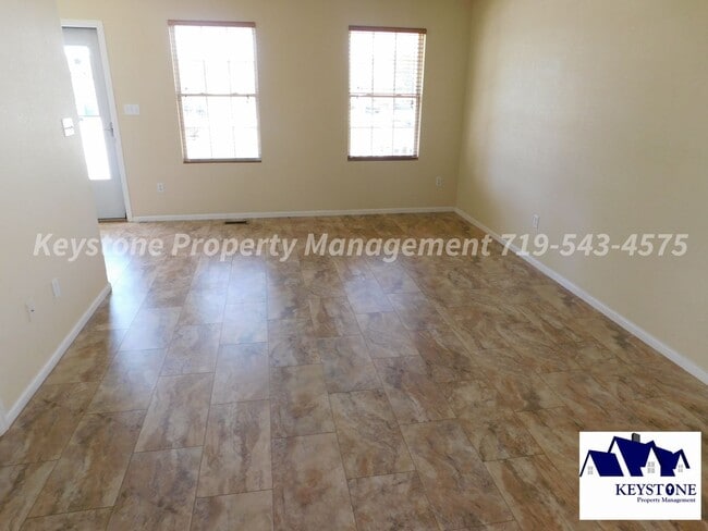 Foto del edificio - Northside  2 Bedroom/ 1 Bath/1 Car Garage  Patio Home $1600/$1600