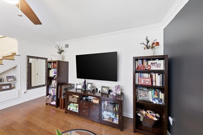 Building Photo - 15 Arpege Way NW