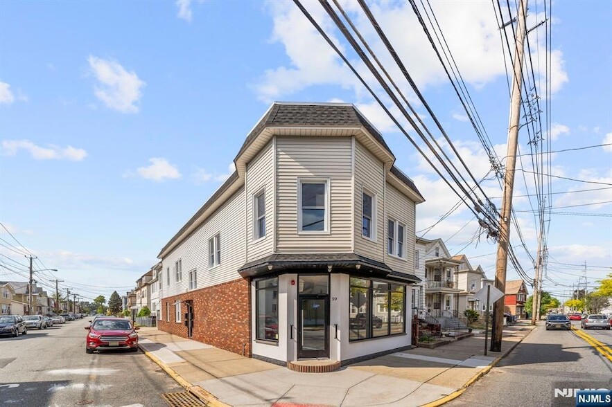 Primary Photo - 59 Locust Ave