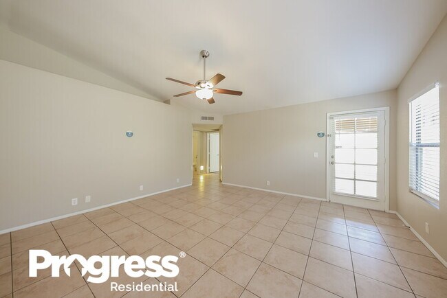 Foto del edificio - 3814 W Marconi Ave