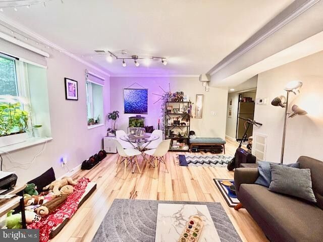 Foto del edificio - 2611 Adams Mill Rd NW