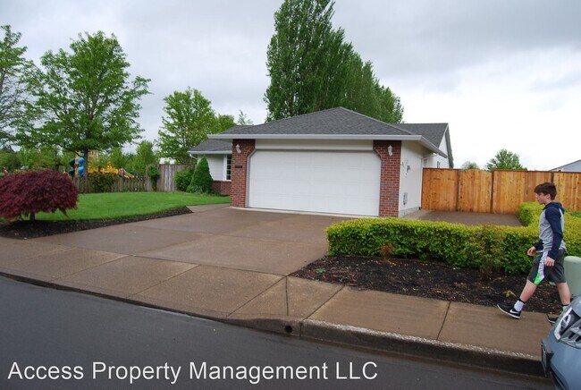 Building Photo - 3 br, 2 bath House - 1207 SW Patricia St