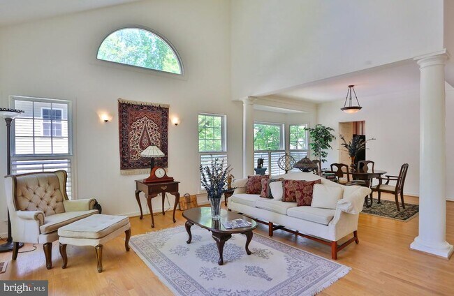 Foto del edificio - 15979 Cove Ln