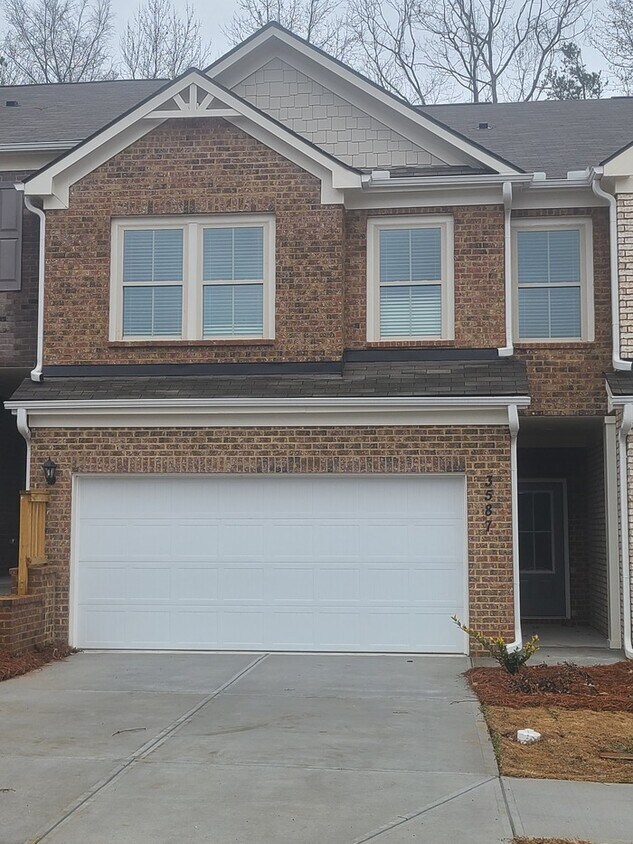 3587 High Quest Ln, Snellville, GA 30078 Townhome Rentals in
