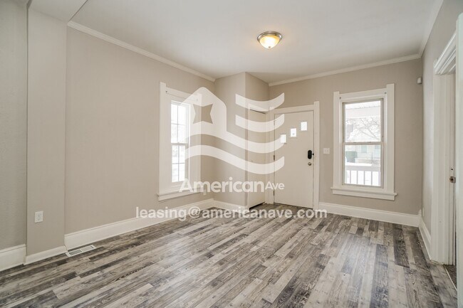 Foto del edificio - 1732 Pool St