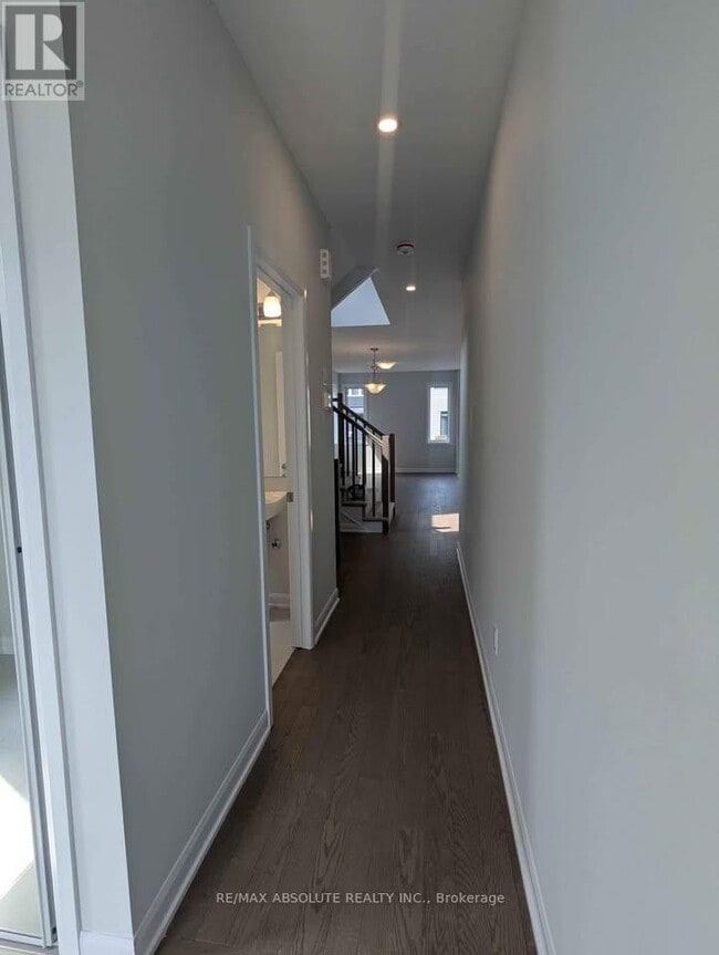 Building Photo - 530 Bundoran Pl