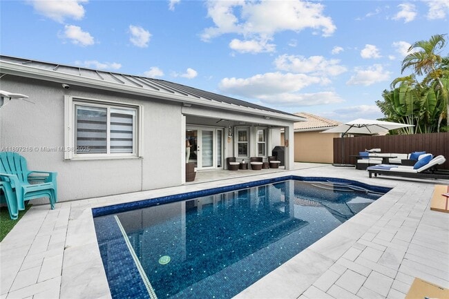 Building Photo - 13925 SW 155th Ct