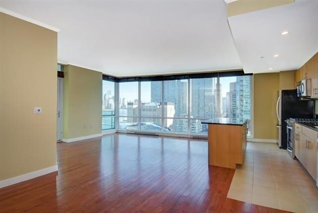 Foto del edificio - 1 Shore Ln