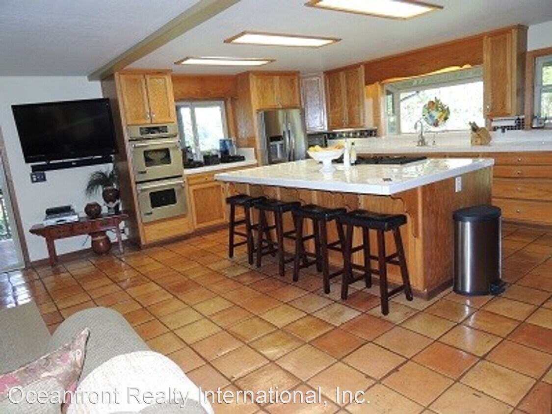 Foto del edificio - 5940 Kahiliholo Rd