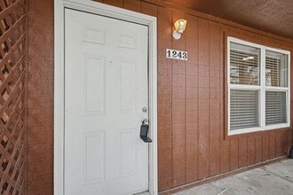 Building Photo - 1243 W Sunset Dr