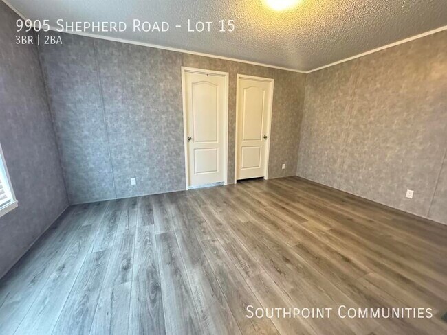 Foto del edificio - 9905 Shepherd Rd