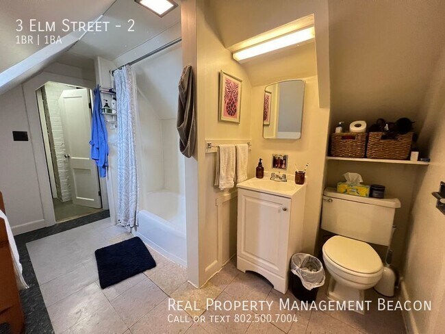 Building Photo - Lebanon 1BR/1BA - $1350 plus utilities