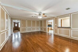 Building Photo - 12910 Ivyforest Dr