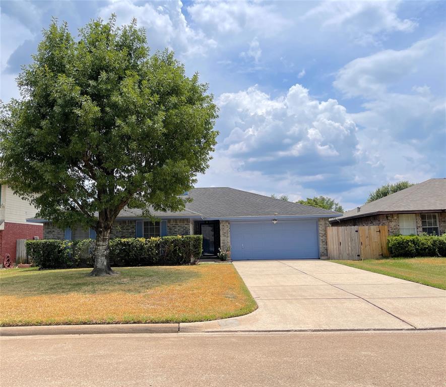 7835 Yellow Pine Dr, Houston, TX 77040 House Rental in Houston, TX