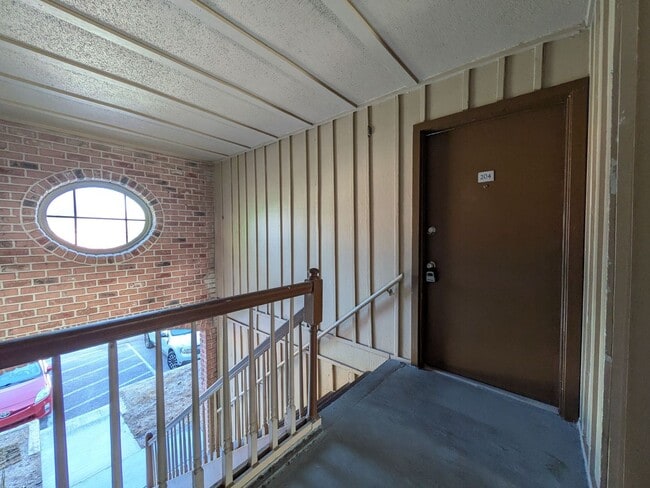 Building Photo - 2nd Floor 2/1 Condo at Carrington Park in ...