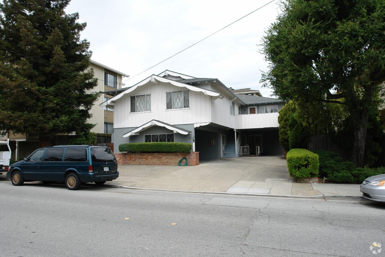 1328 Elm St, San Carlos, CA 94070 1328 Elm St San Carlos, CA