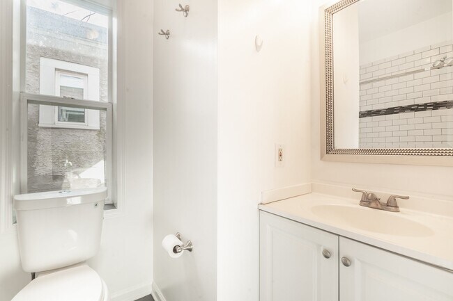 Foto del edificio - 1316 N Hollywood St