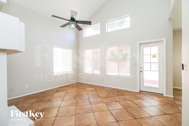 Building Photo - 3710 W Spinnaker Ln