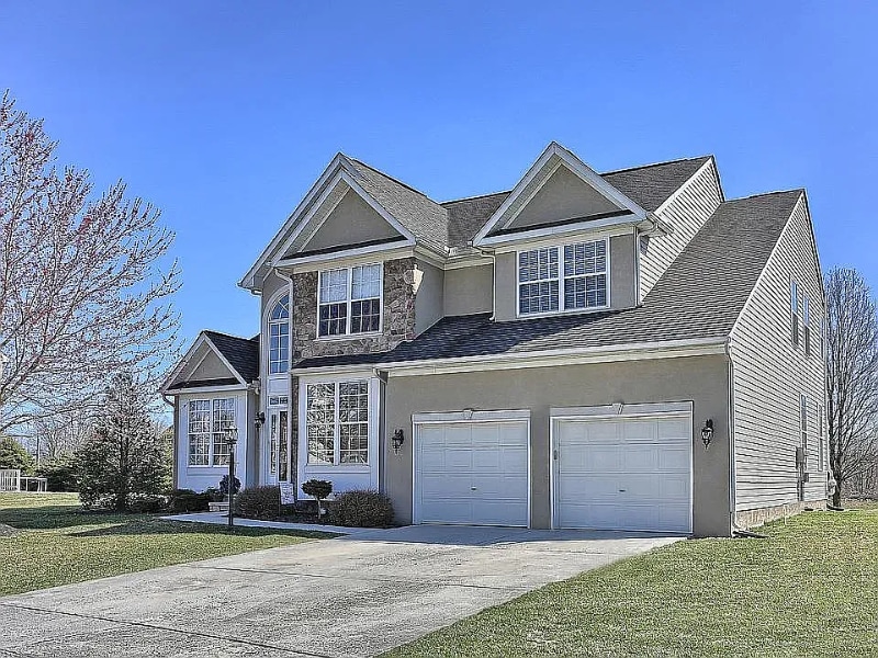 Primary Photo - 11 Turmeric Dr